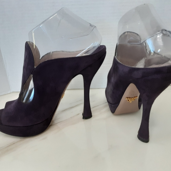 AUTHENTIC PRADA MILANO PURPLE SUEDE PLATFORM STILETTO SLIDES SZ 38.5 #PR… - Picture 12 of 13